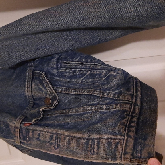 Boys sz Med Levi's denim jacket Buffalo plaid underneath - Picture 4 of 8